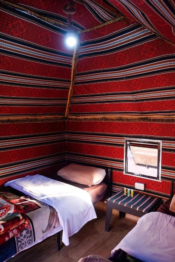 Wadi Rum Bedouin Camp And Desert Tours Exterior foto